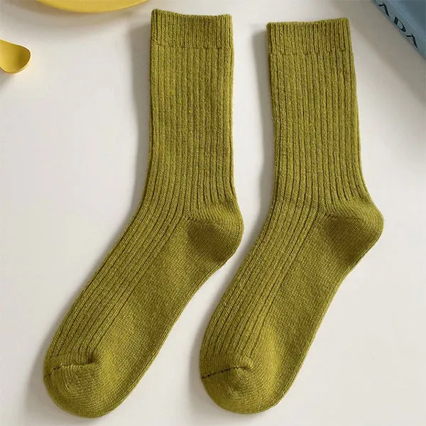 Aesthetic Ribbed Socks