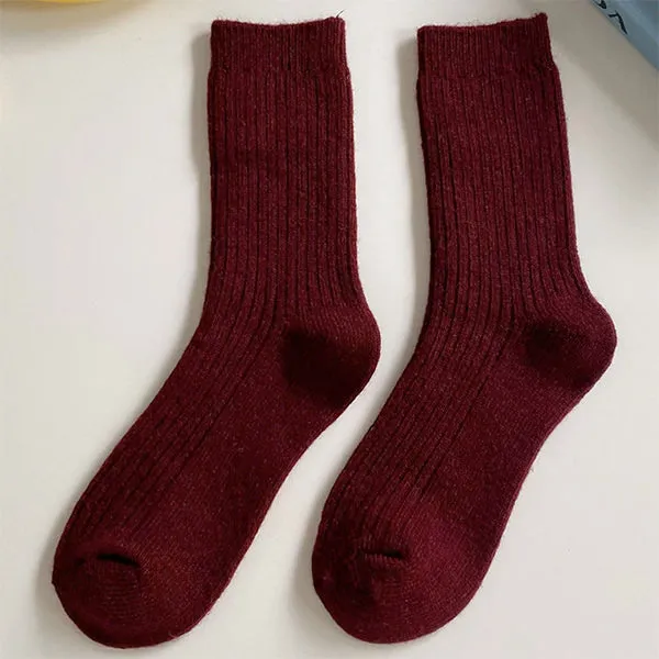 Aesthetic Ribbed Socks