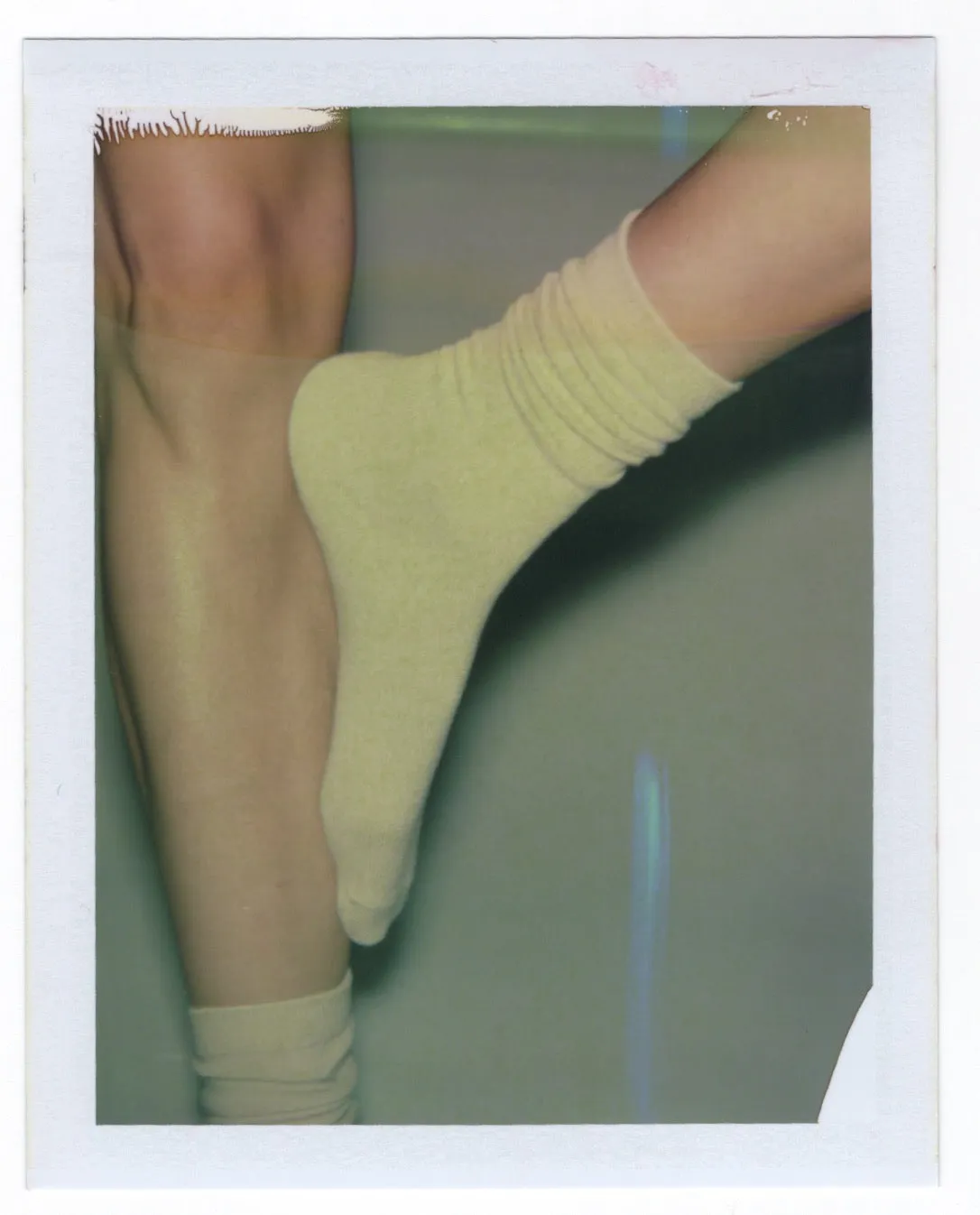 MICROPOLY MID CALF SOCK | LIGHT HEATHER GREY