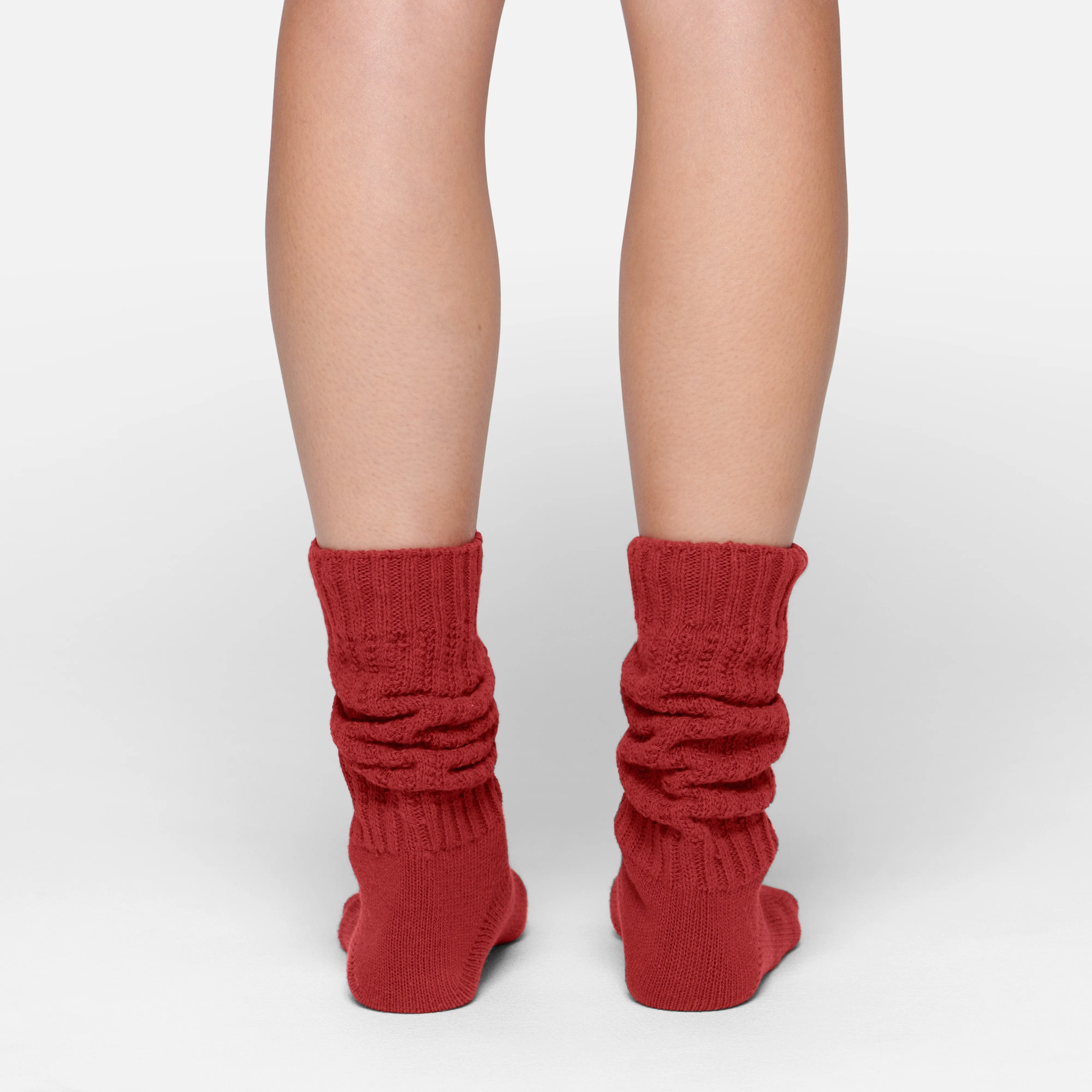 SLOUCHY CABLE SOCK | BRICK