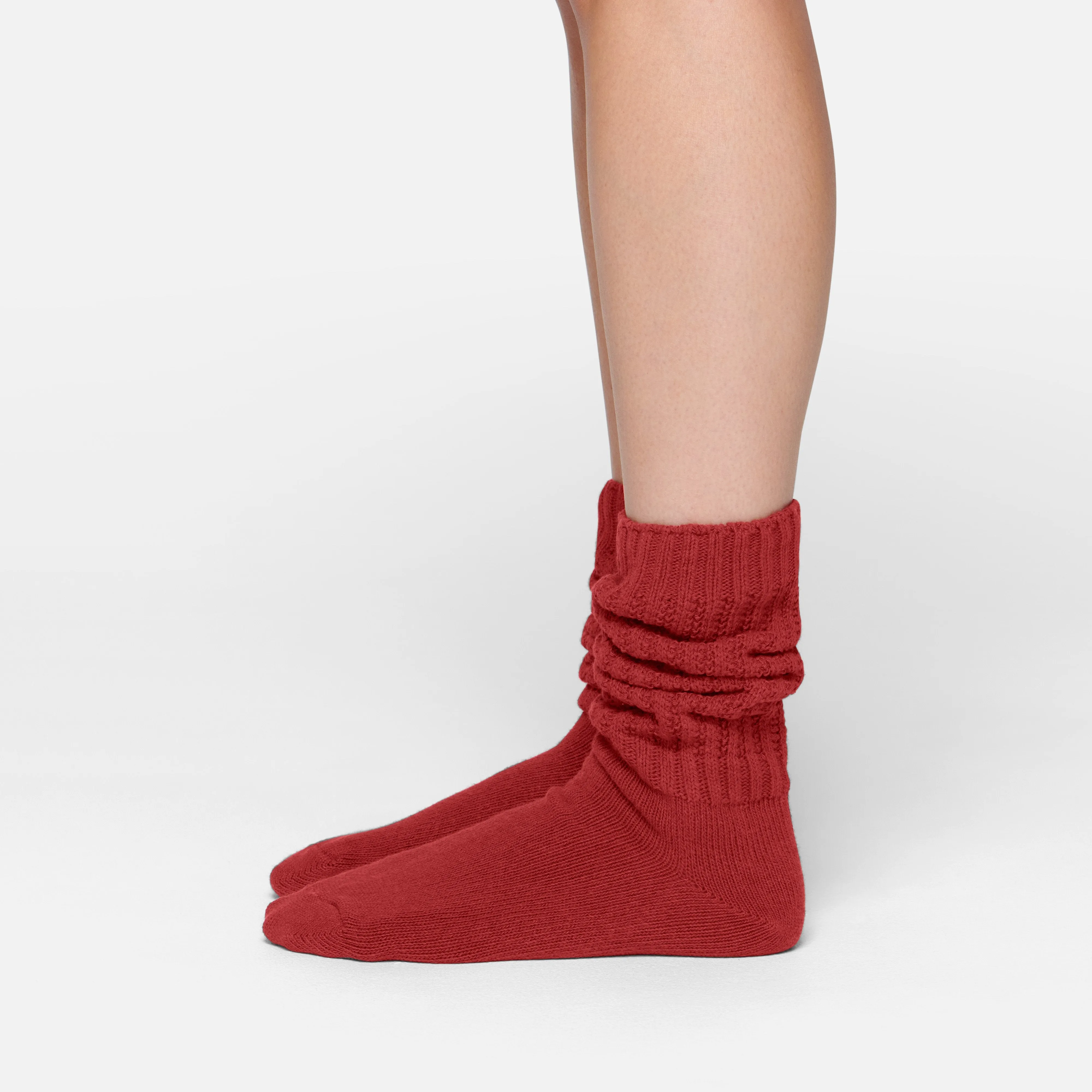 SLOUCHY CABLE SOCK | BRICK