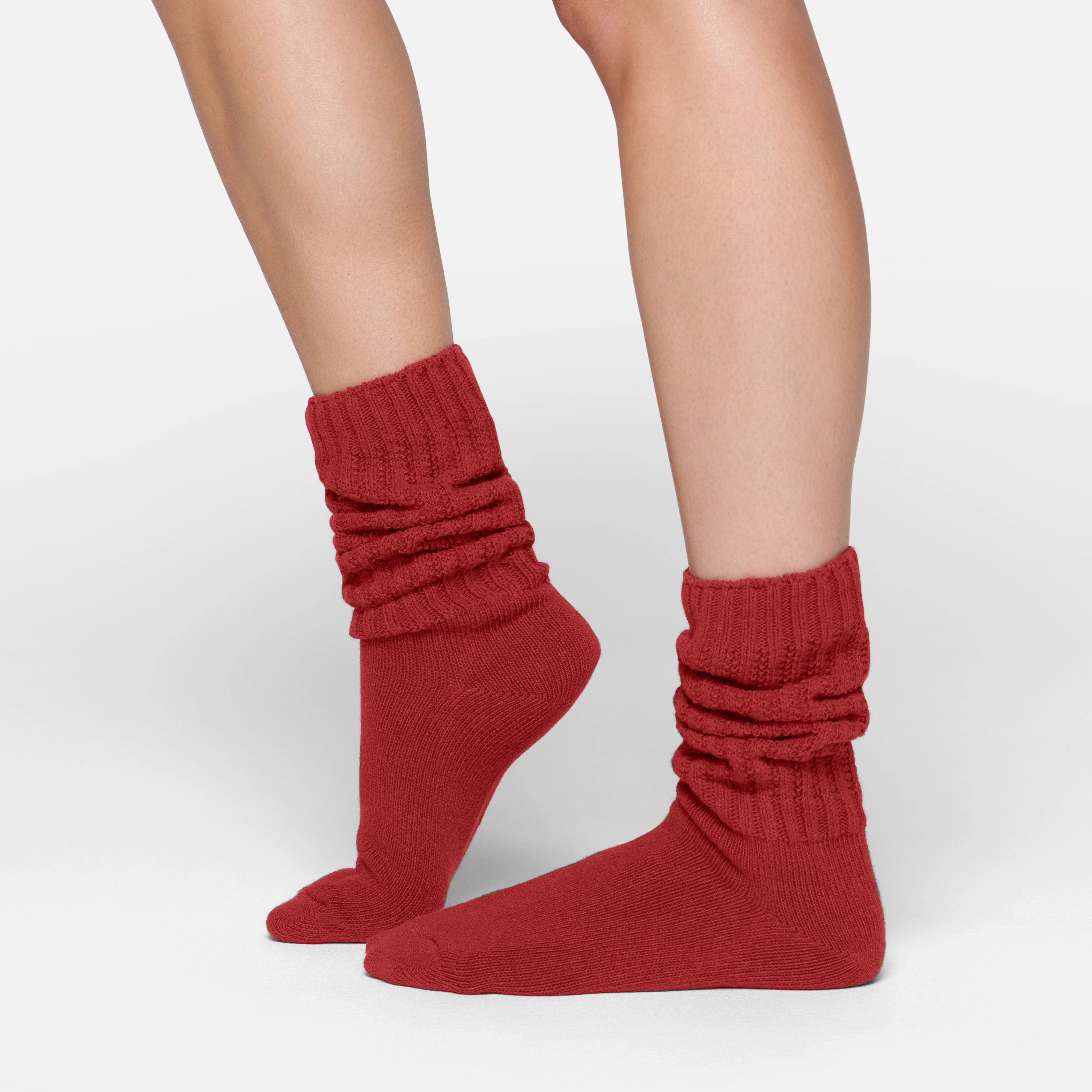 SLOUCHY CABLE SOCK | BRICK